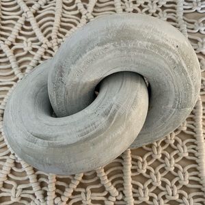 Wooden white / gray wash decor rings bookshelf